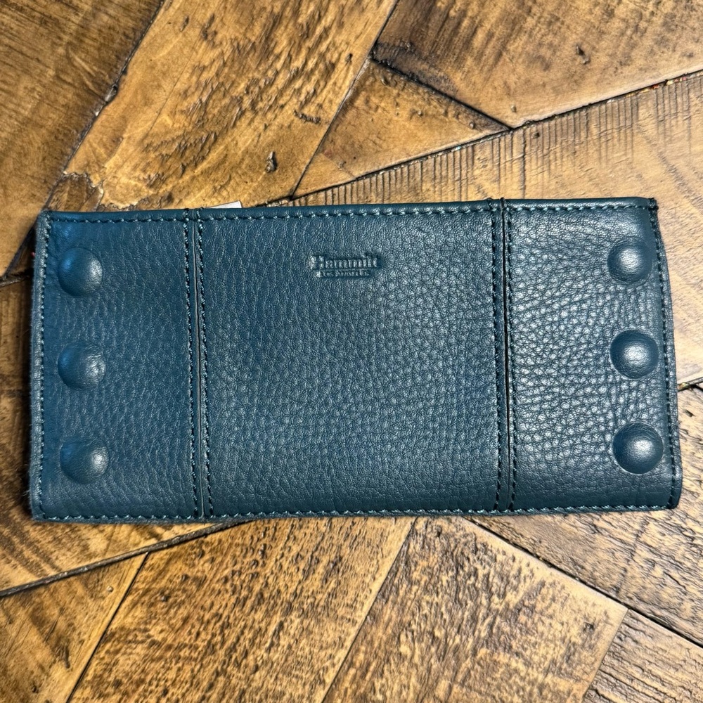 Hammitt 110 North Wallet